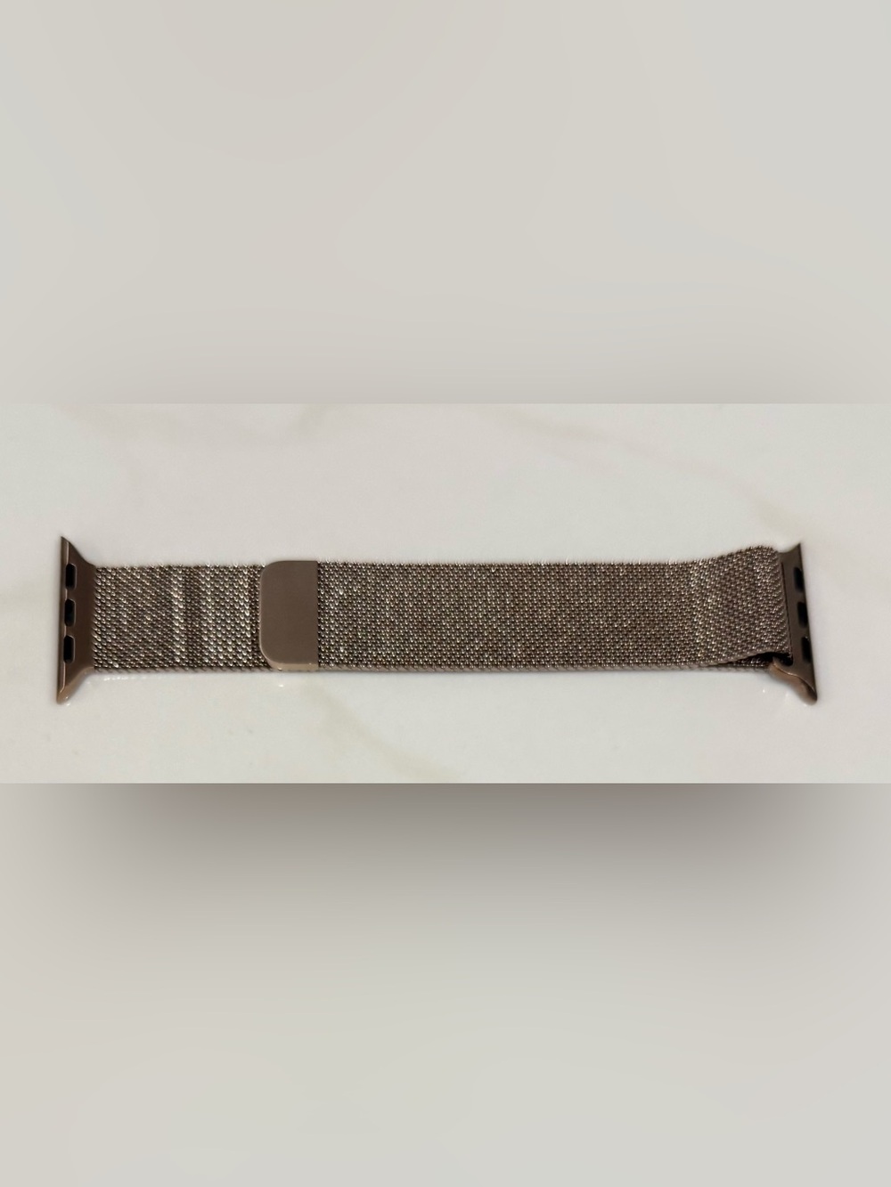 Apple 42mm Gold Milanese Loop Watch Band